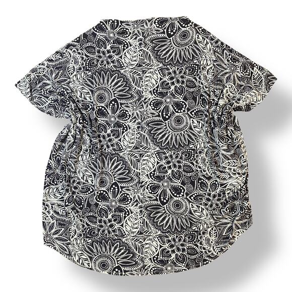 Bryn Walker Top L Black White Floral Print Short Sleeve High Low Hem Made in USA - Picture 4 of 7